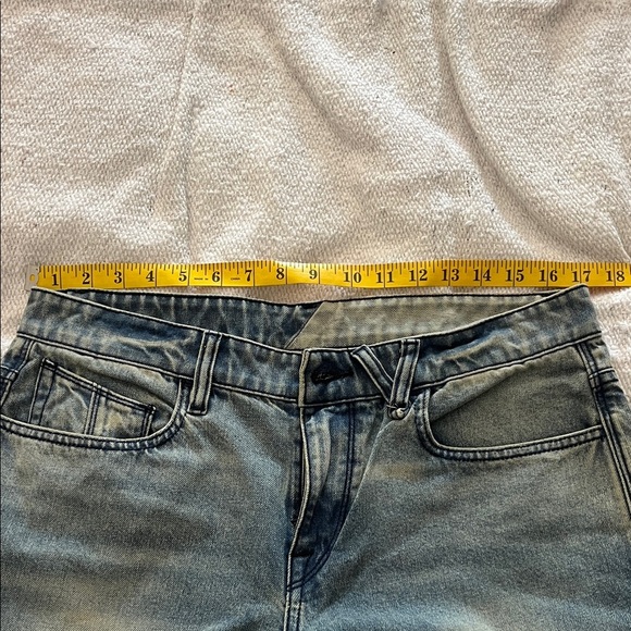 Volcom Men's Faded Blue Bootcut Jeans - Picture 4 of 6